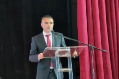 академија-12